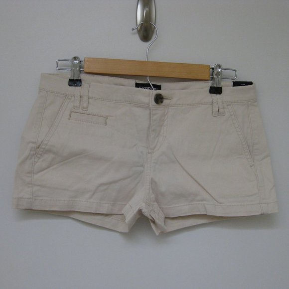 NWT Express khaki tan twill low rise shorts 2 - Picture 2 of 7